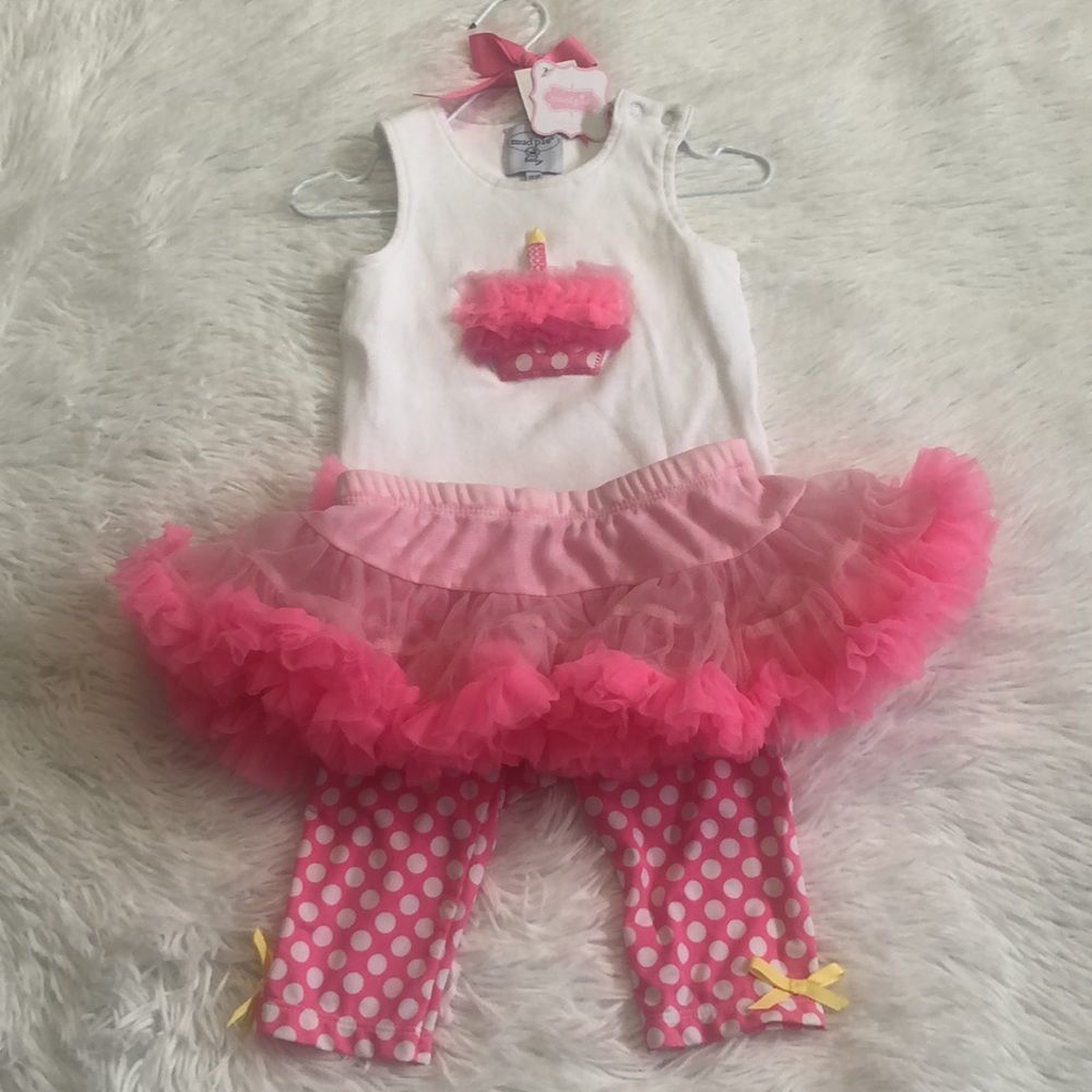 Mudd Pie Birthday Tutu Outfit NWT and hanger. Size 2/3